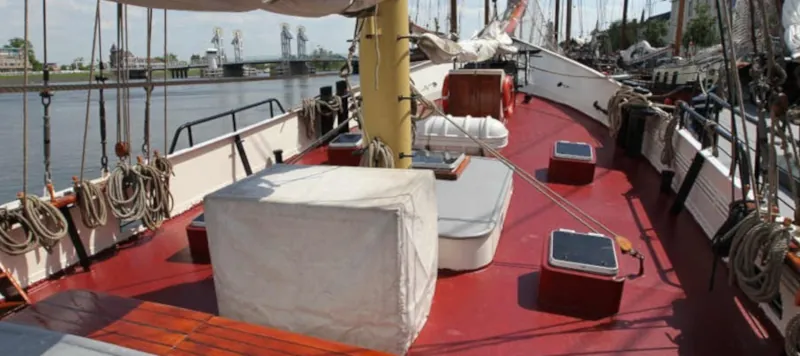 Het schip - inzet oud